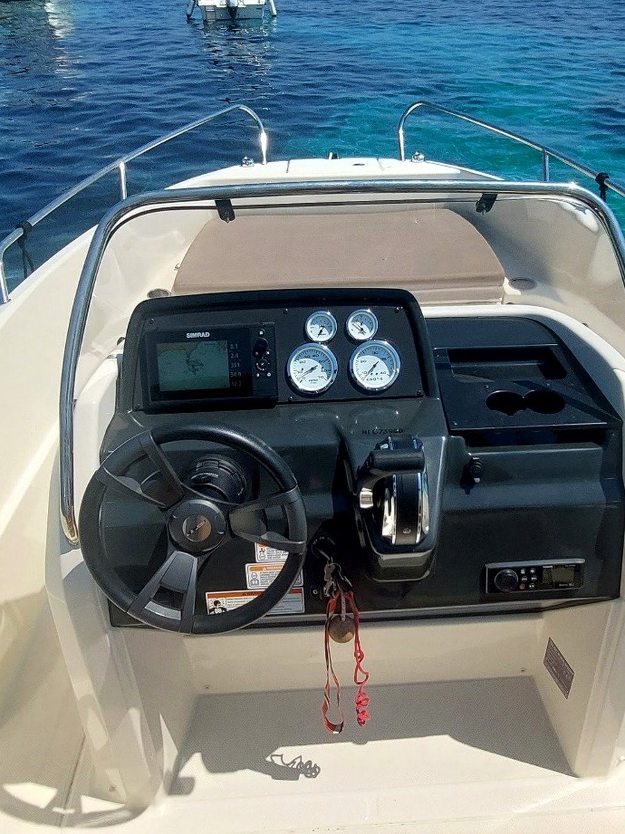 sunsee_mobile_carrousel_04_poste_de_pilotage
