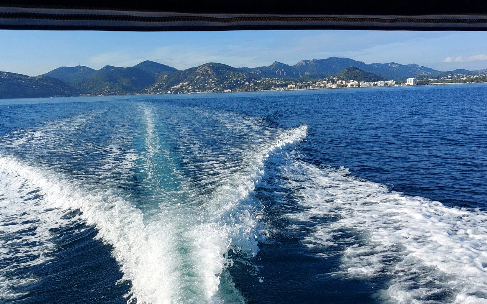 sunsee_tablette_carrousel_06_sillage_navigation